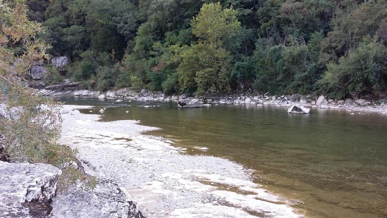Chambre En Ardeche Du Sud Saint-Remeze Zewnętrze zdjęcie